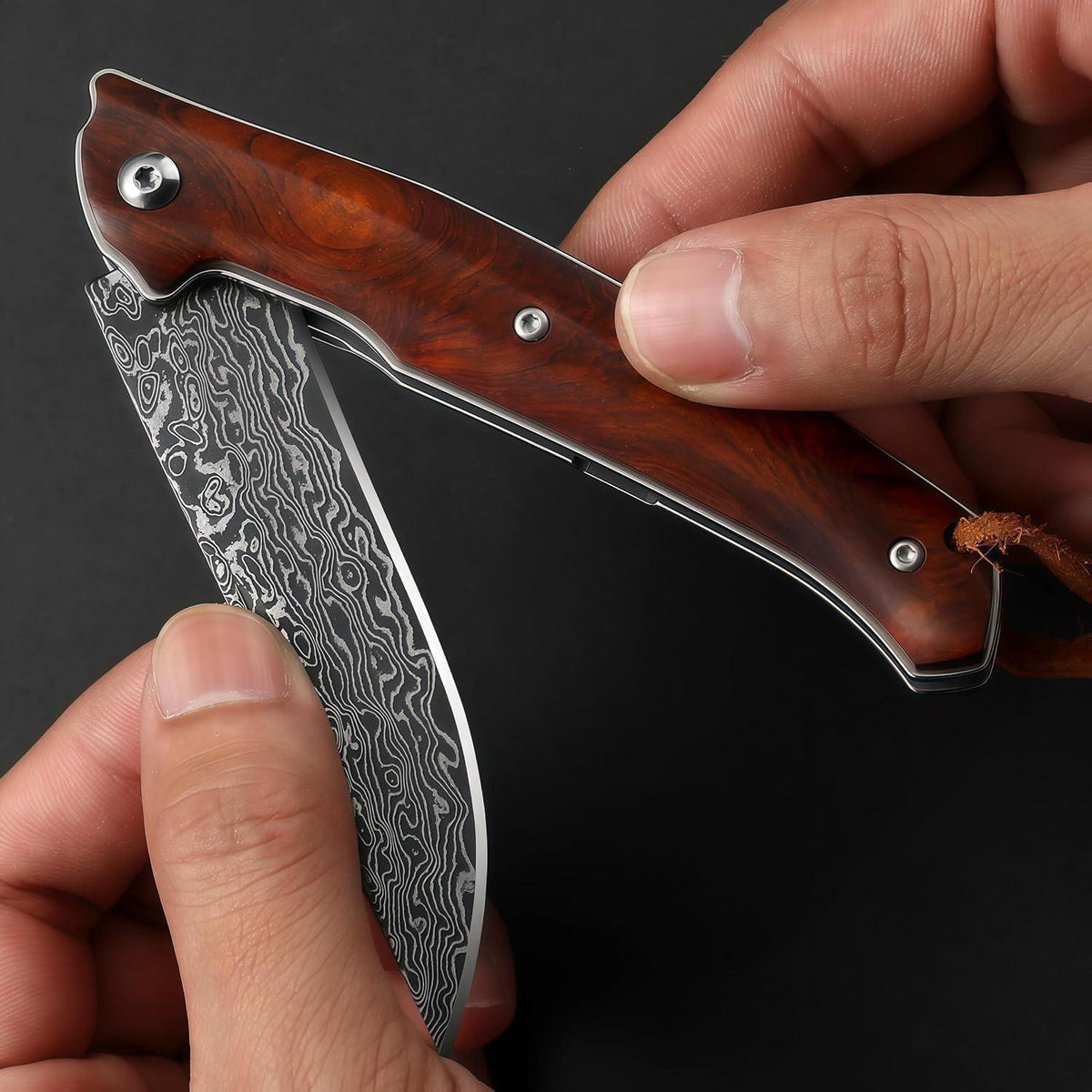 Damast Klappmesser VG10 – Holzgriff & Lederscheide