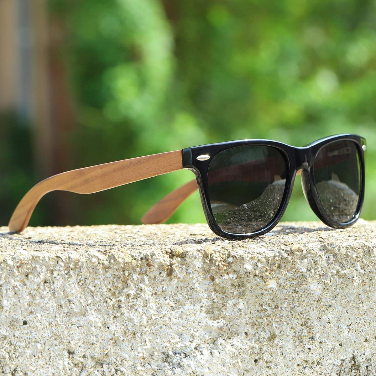 DUCO Polarisierte Sonnenbrille Herren Damen UV-Schutz Holzrahmen