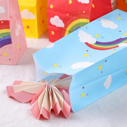 24 Stück Regenbogen Geschenktüten mit Aufkleber Partytüten Candy Tüten