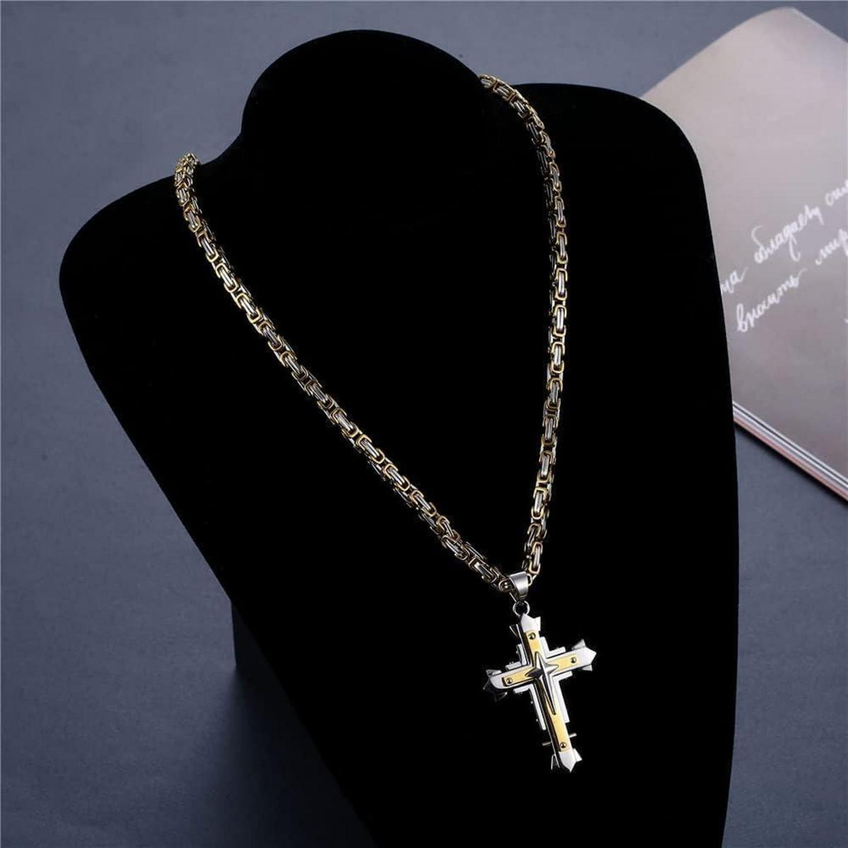 Herren Kreuz Kette Edelstahl Byzantinisch 61cm Gold Schwarz