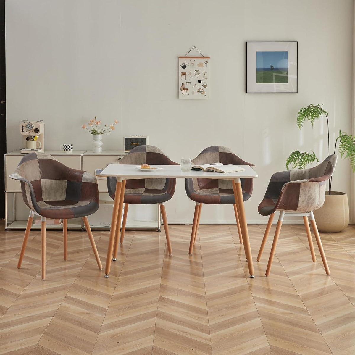 2 Esszimmerstühle Patchwork-Stoff mit Armlehnen, Buchenholz Braun