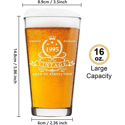 Bierglas 1994 für 30. Geburtstag in Holzfassbox 480 ml