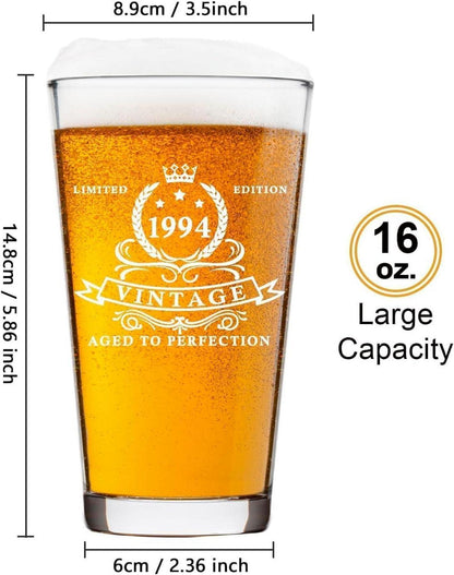 Bierglas 1994 für 30. Geburtstag in Holzfassbox 480 ml