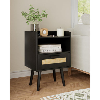 Schwarzer Rattan Nachttisch mit Schublade, goldener Rahmen