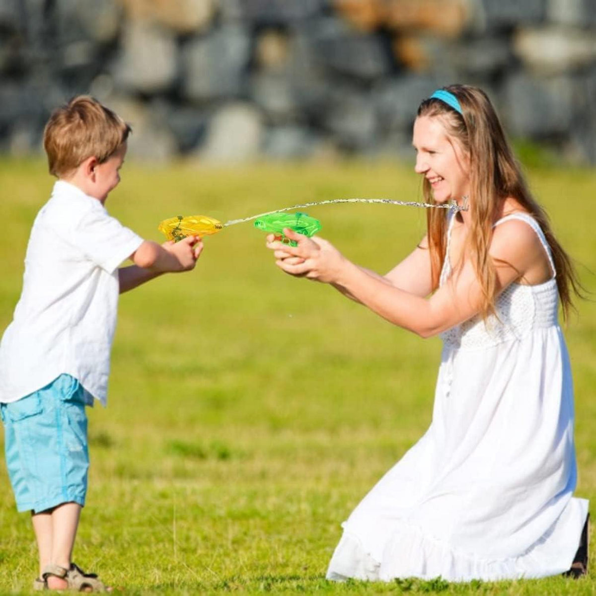 12er Set Kleine Wasserpistolen Mini Spritzpistole für Kinder - Sommer