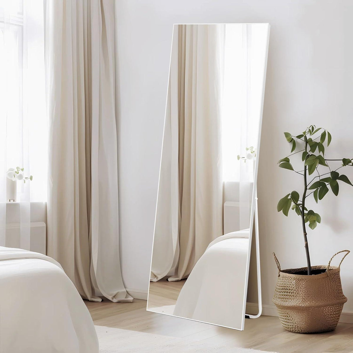 Standspiegel Weiß 165x51 cm – Gehärtetes Glas, PVC-Rahmen