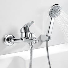 Badewannenarmatur mit Handbrause und Mischbatterie