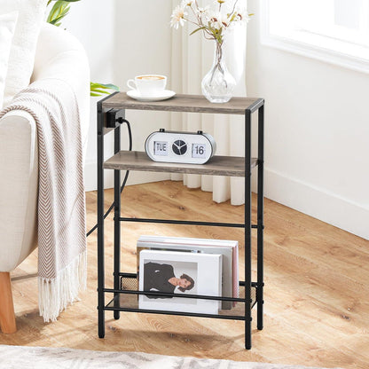 HOOBRO Beistelltisch mit Steckdosenleiste und USB, 3-stufiger Nachttisch mit Zeitschriftenhalter für Wohnzimmer und Schlafzimmer