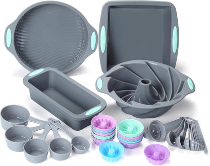 45-teiliges Silikon Backform Set für Kuchen, Brot und Cupcakes