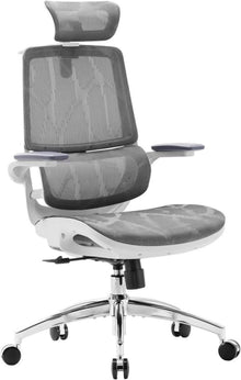 Ergonomischer Bürostuhl mit hochklappbaren Armlehnen