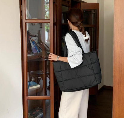 Große Puffer Schultertasche Damen Umhängetasche Shopper Stepptasche
