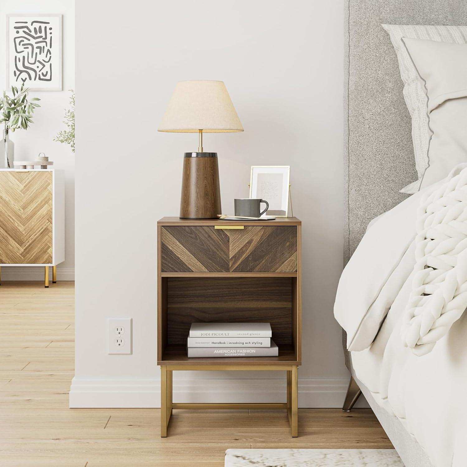 HEYZOEY Moderner Nussbaum Holz Nachttisch mit Eichenschublade