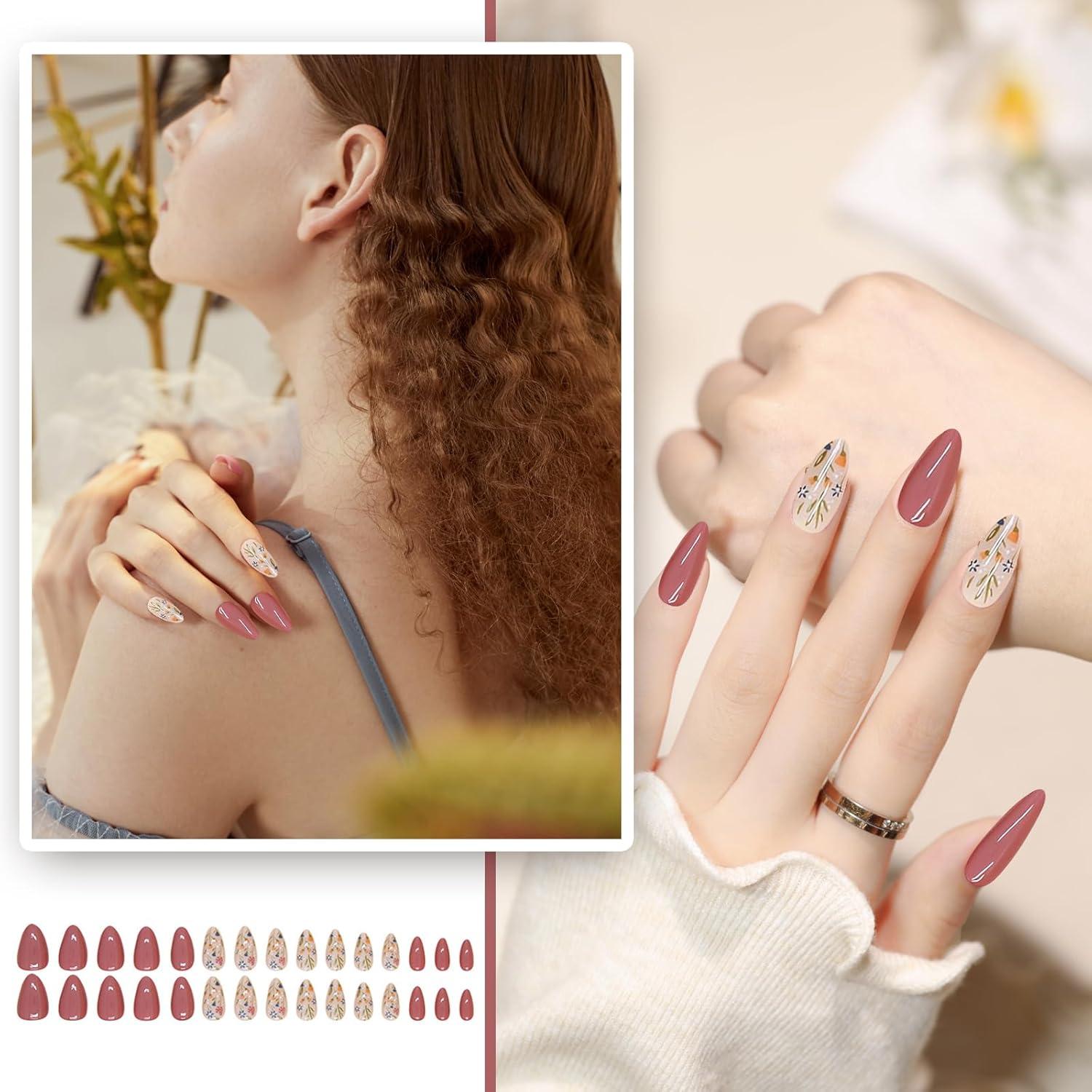 24x Almond Brown Flower Press On Nails mit Blauem Blumenmuster