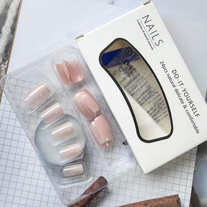 24er Set Nude Pink Kurze Press-on Nägel mit Gradient-Designs