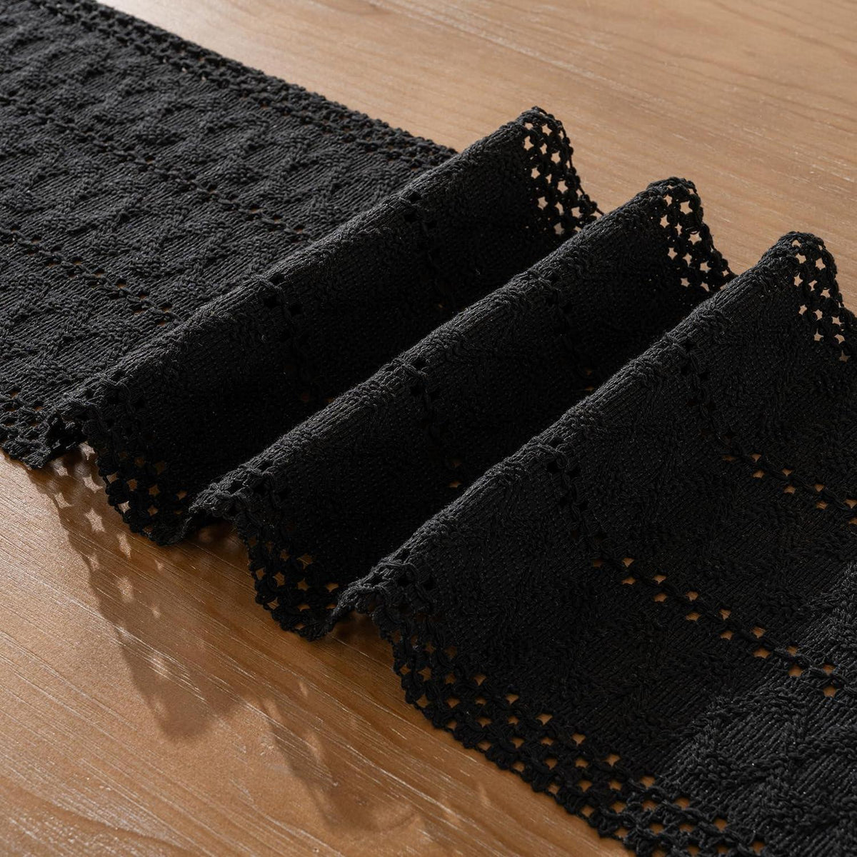 Tischläufer Schwarz Baumwolle Leinen Boho mit Quasten 30x140cm