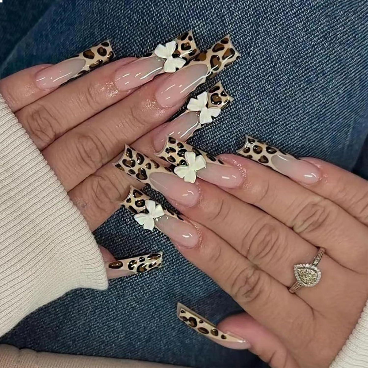 Leopard Lang Ovale Falsche Nägel Weiß Design Französische Spitze