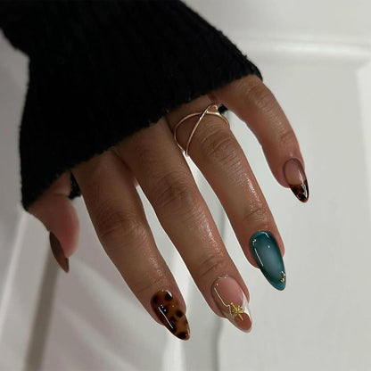 24tlg. Mittel Mandel Leopard Design Gold Blau Kunstnägel