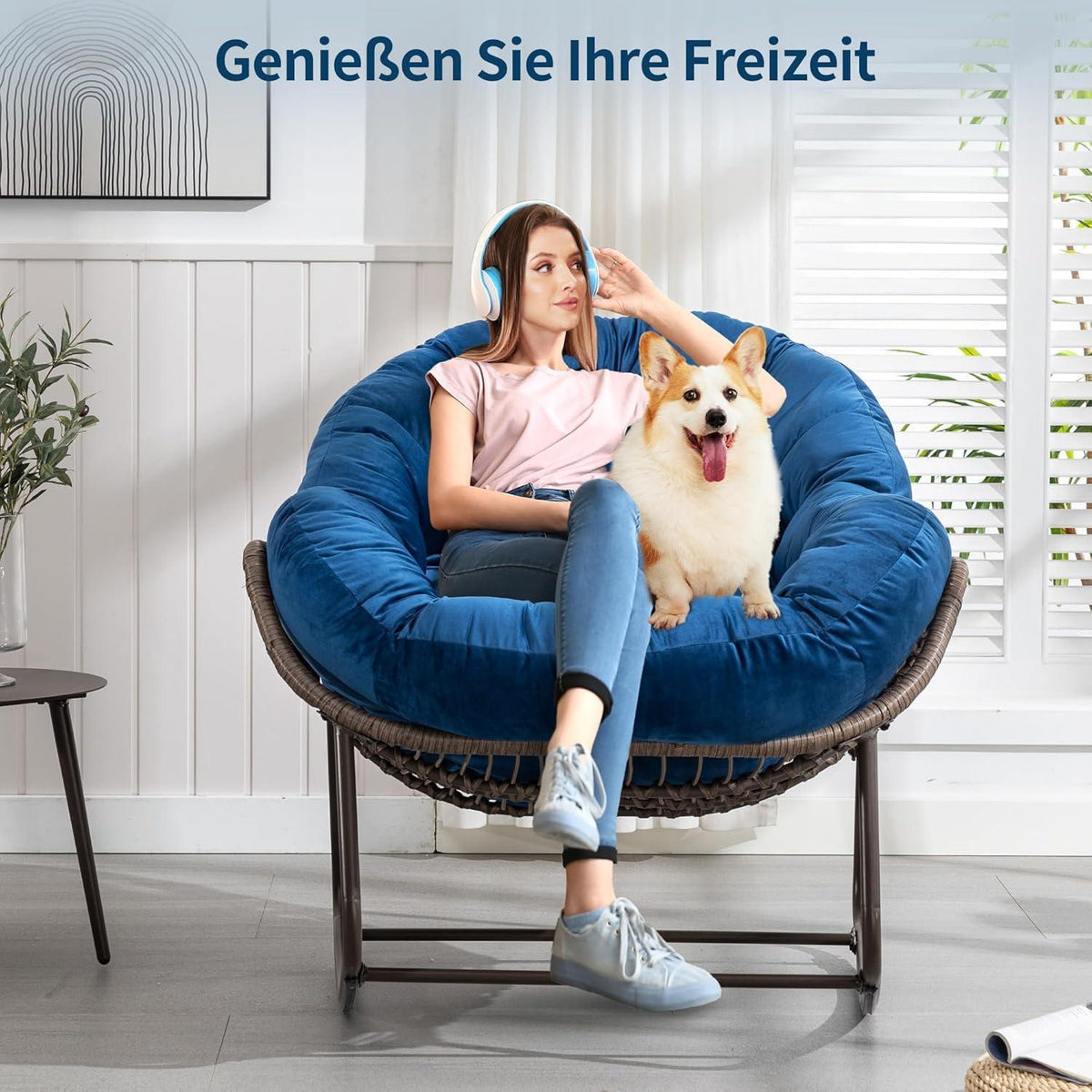 Überdimensionaler Papasan Schaukelstuhl mit Samtkissen