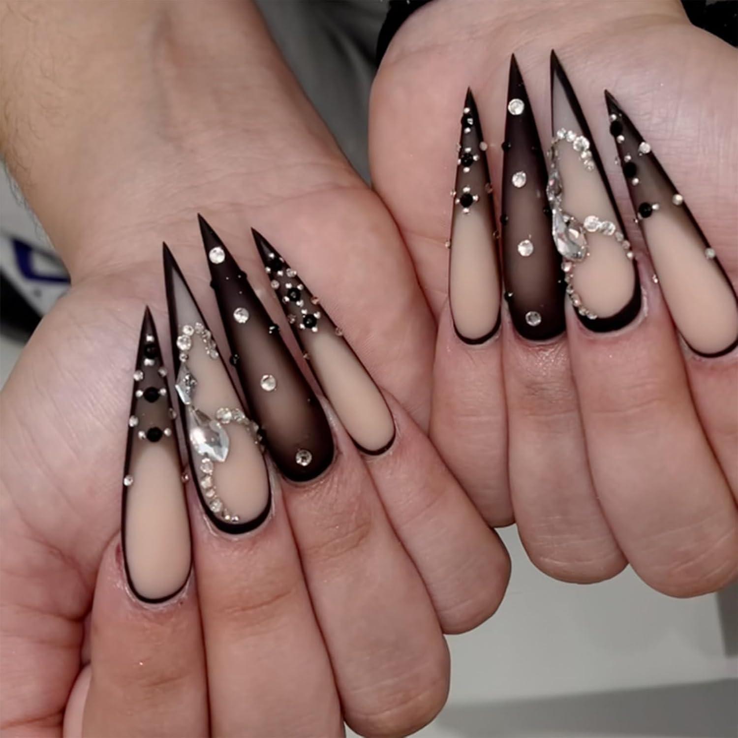 24 Stück Lange Stiletto Press on Nails Schwarz Goth
