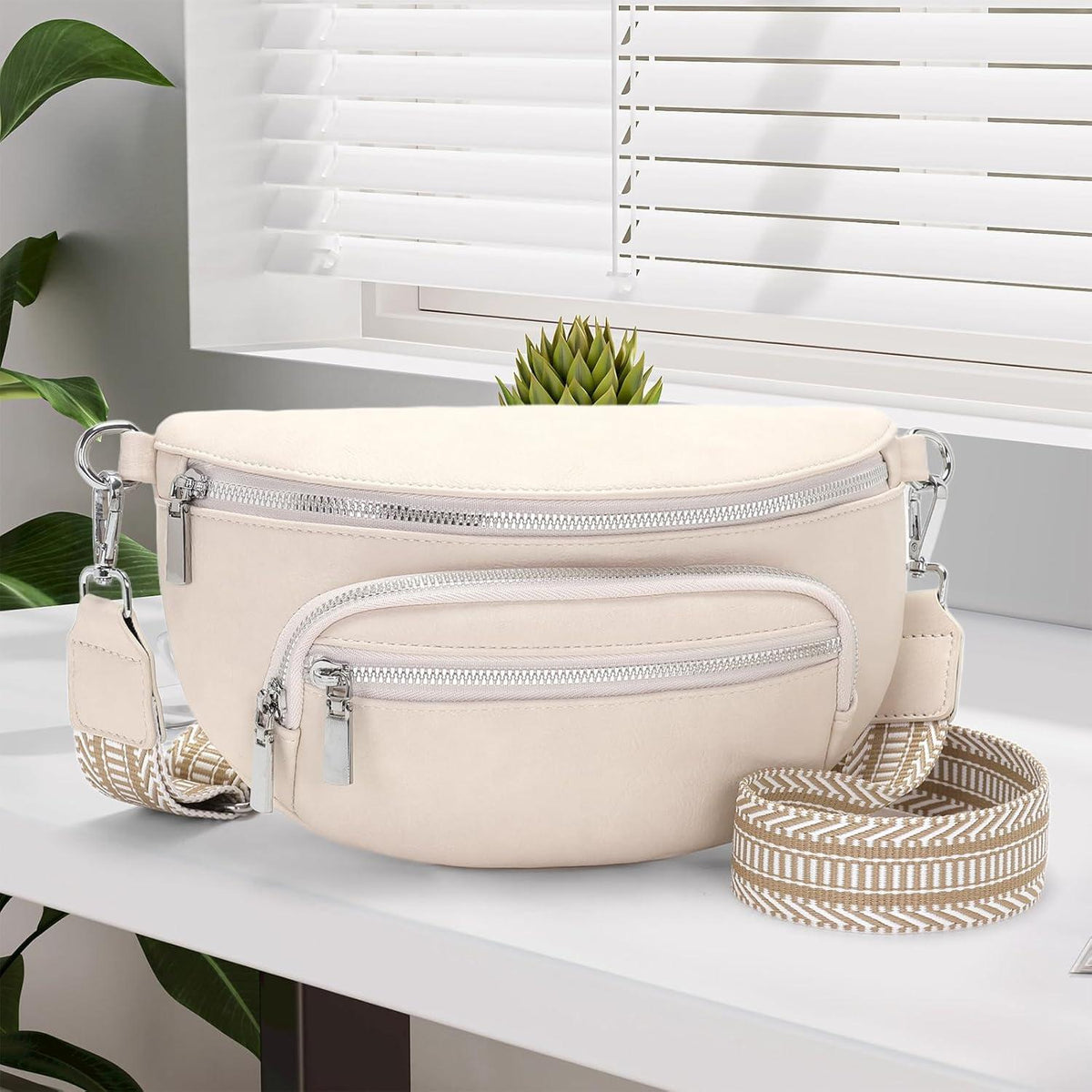 Kleine Bauchtasche Damen Beige Veganes Leder Handtasche Crossbody Bag