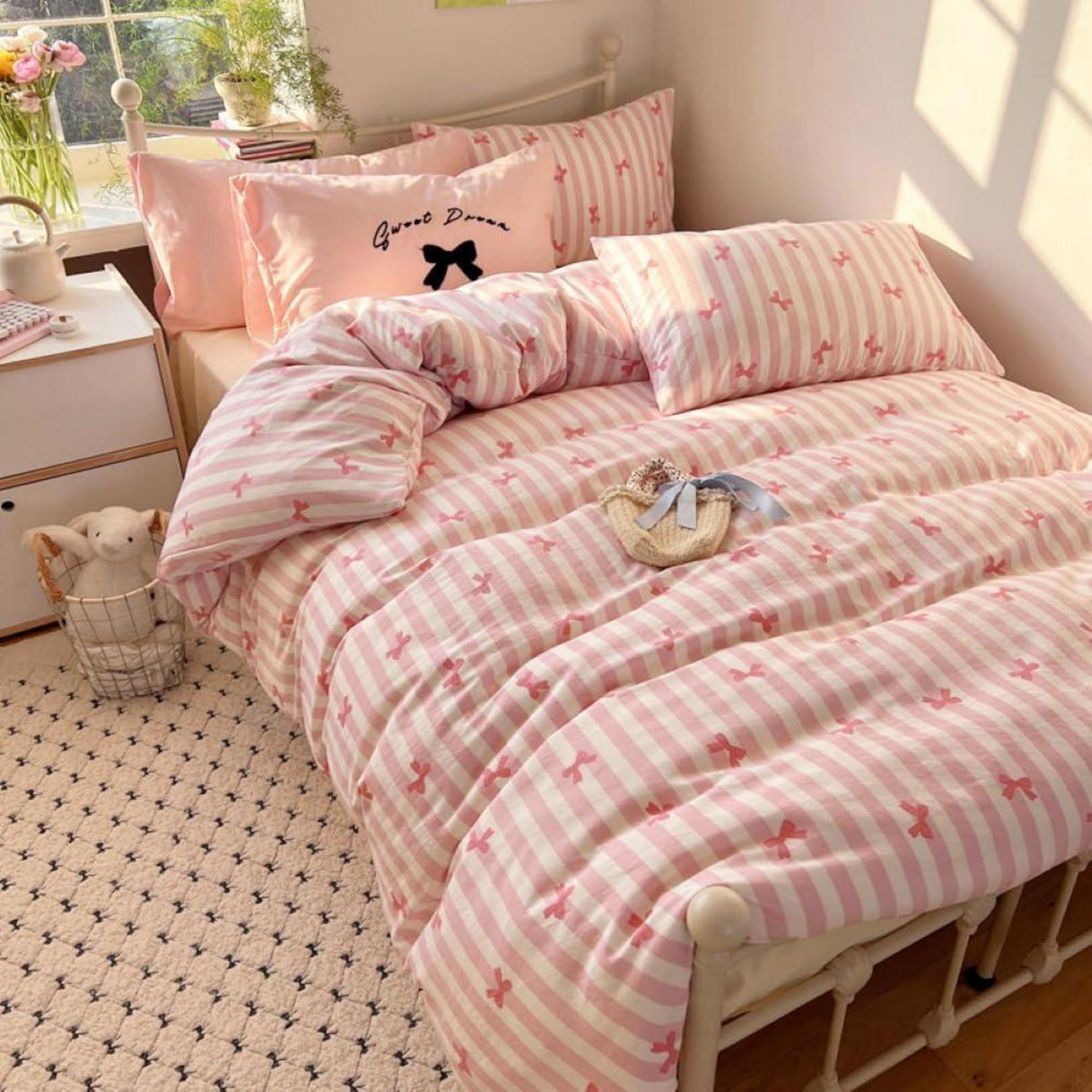 Bettwäsche Set 135x200 Rosa Schleifen – Weiß & Rosa Streifen