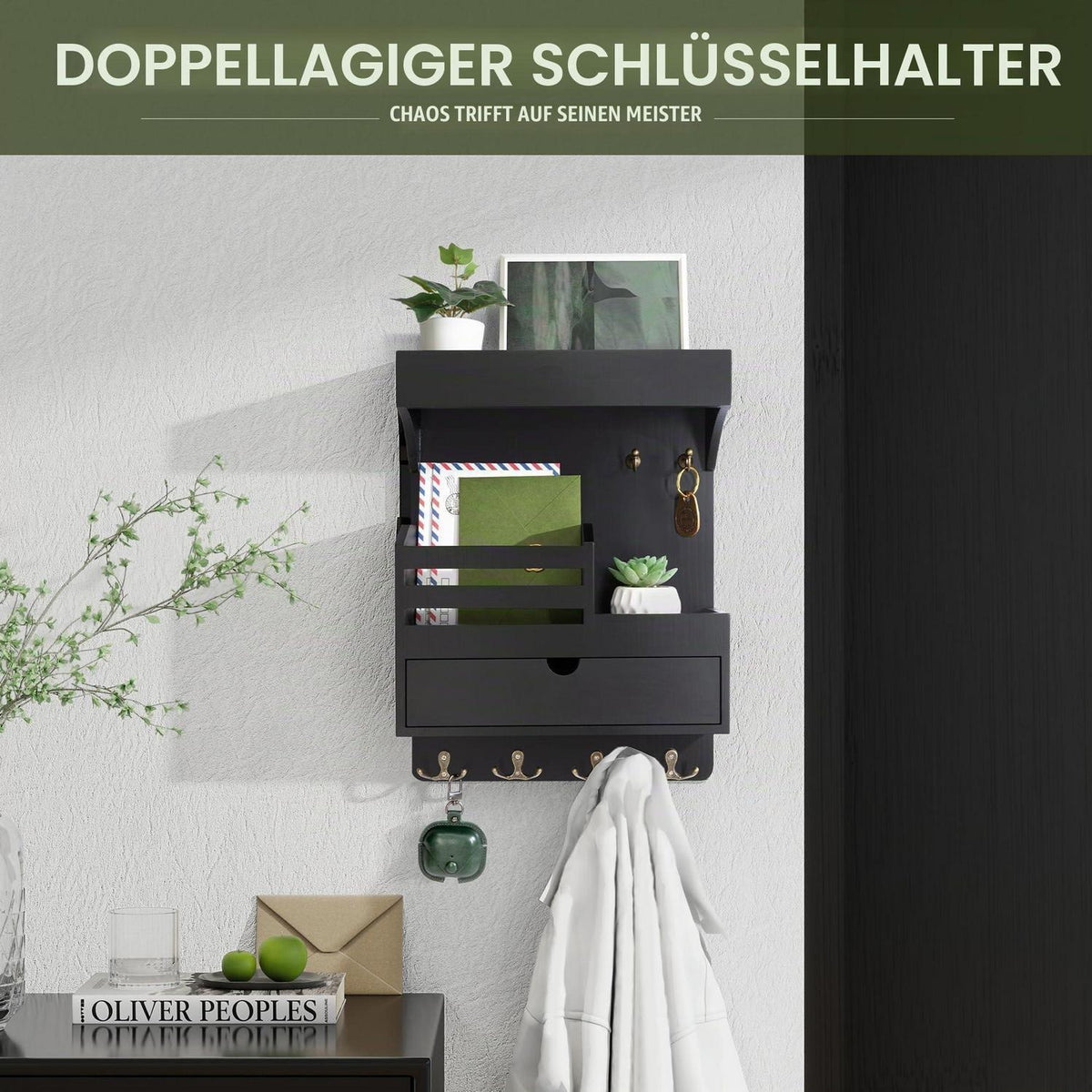 Moderner Schlüsselhalter mit Schublade und Wandregal
