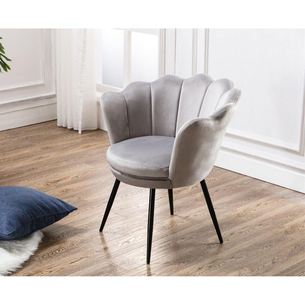Samt Sessel Wohnzimmer mit Blumenform & Schwarz Beinen