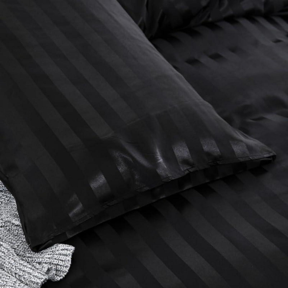 Satin Bettwäsche Set 135x200cm Schwarz 4-teilig Glänzend