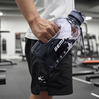 Sport Trinkflasche 2L mit Zeitmarkierung, BPA-frei, Auslaufsicher, Grau