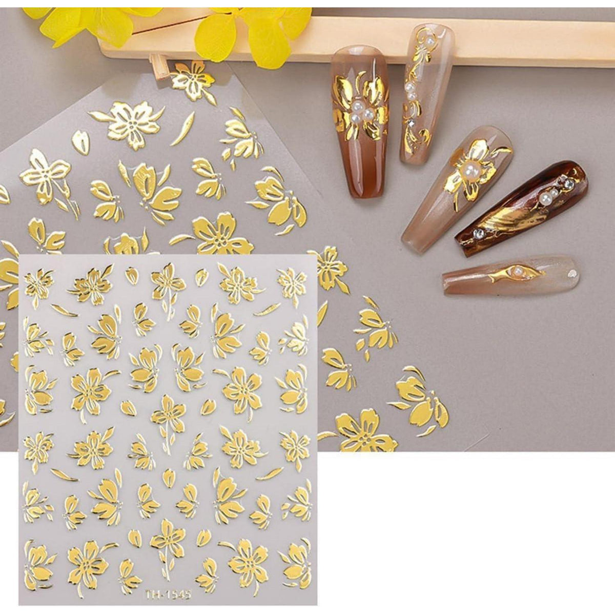 Nagelsticker Goldene Blumen – 8 Blatt Nail Art Aufkleber