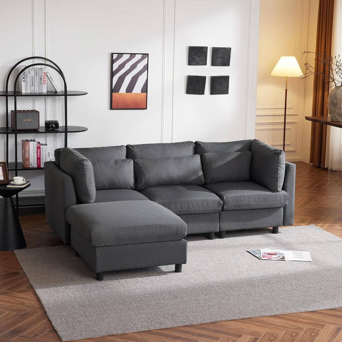 Graues Ecksofa 220cm mit Fußhocker & Lendenkissen