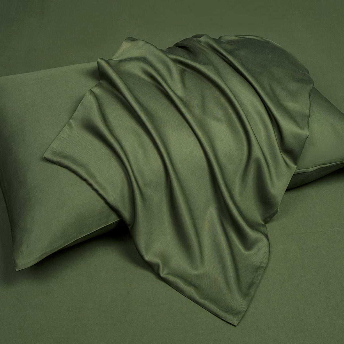 Kühlende Bambus Bettwäsche Set Dunkelgrün 135x200 cm 4tlg.