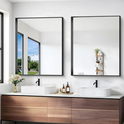 Schwarzer Wandspiegel 75x90 cm – Modern & Robust