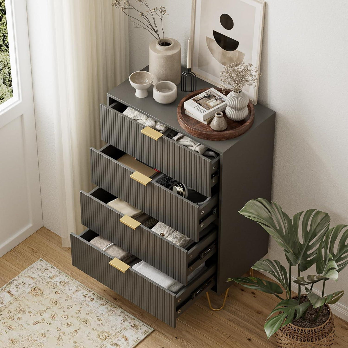 Moderne Kommode mit 4 Schubladen & Goldbeinen – Grau