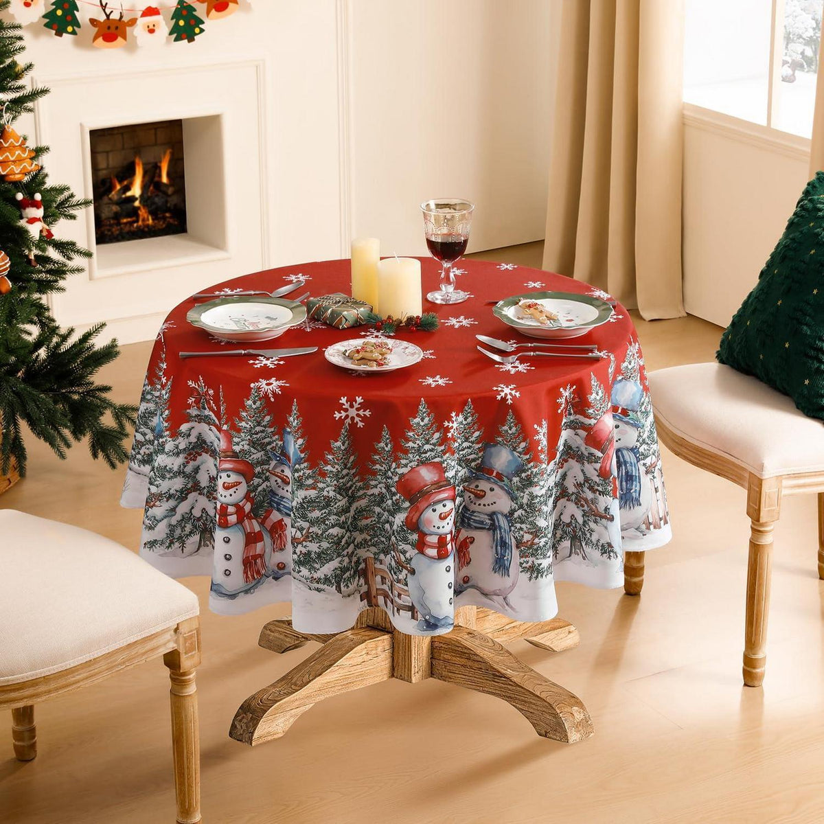 Rote Weihnachtliche Tischdecke Rund 160 cm mit Schneemann Dekor