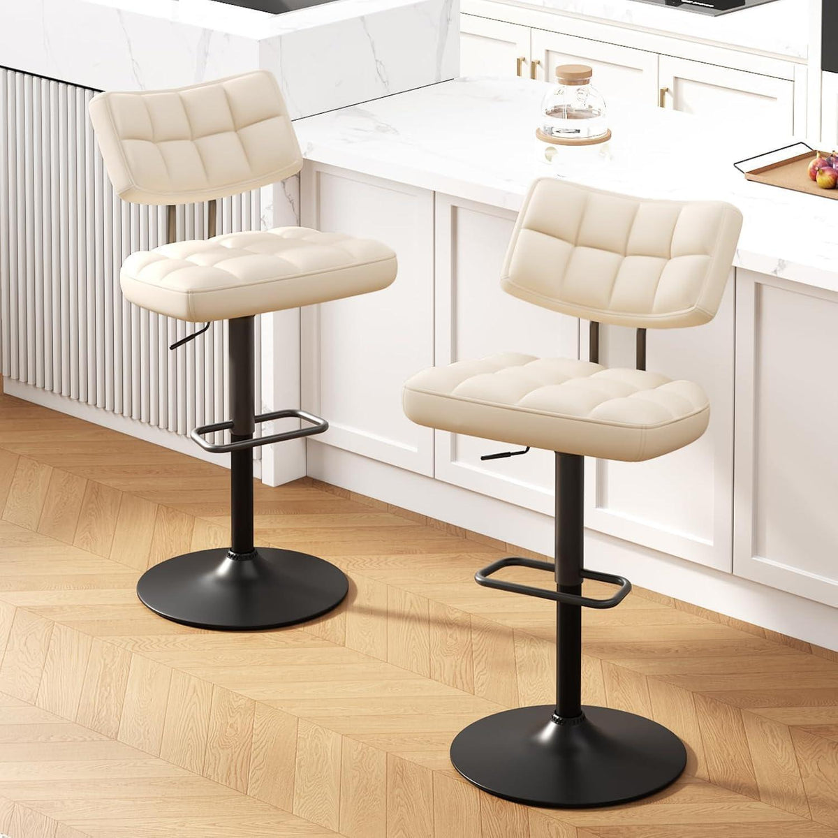 Barhocker Set 4er – Höhenverstellbar, Beige in Lederoptik