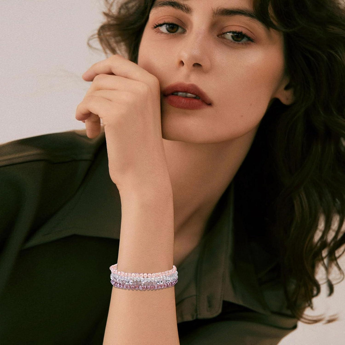 Damen Kristall Perlen Armband Mehrschichtig Boho Schwarz Lila