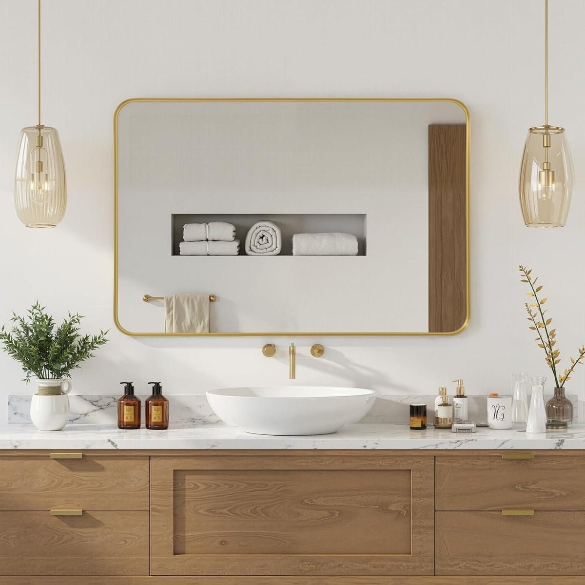 Goldener Wandspiegel 90x60cm – Modern & Elegant für Bad, Wohn- & Schlafzimmer