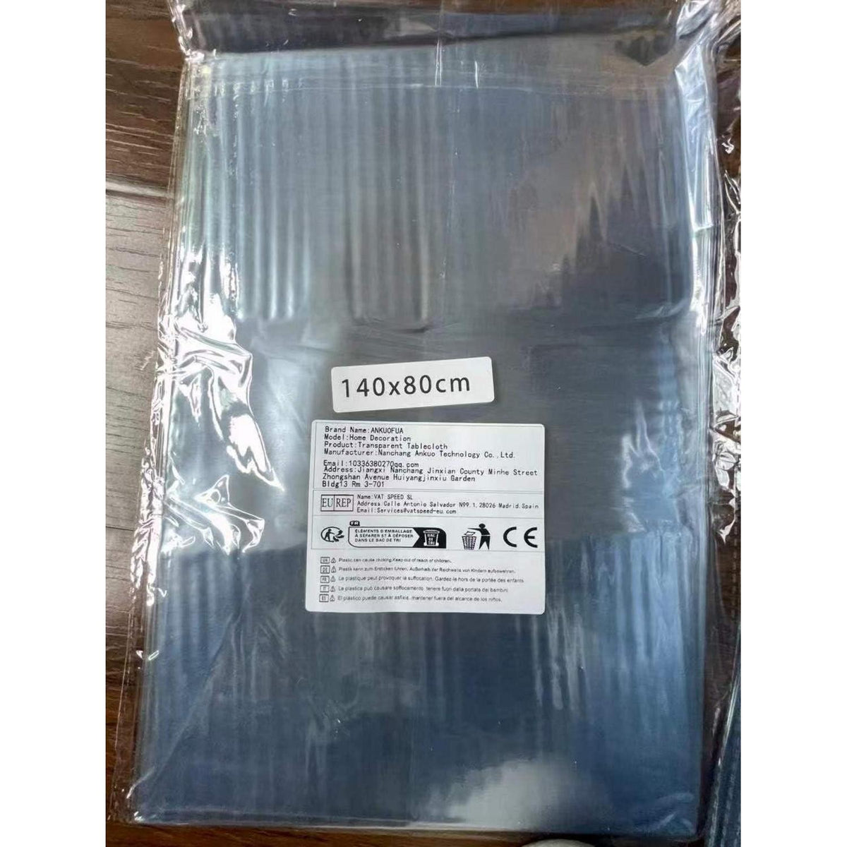 Transparente Tischdecke 180x180cm – Abwaschbar & Kratzfest