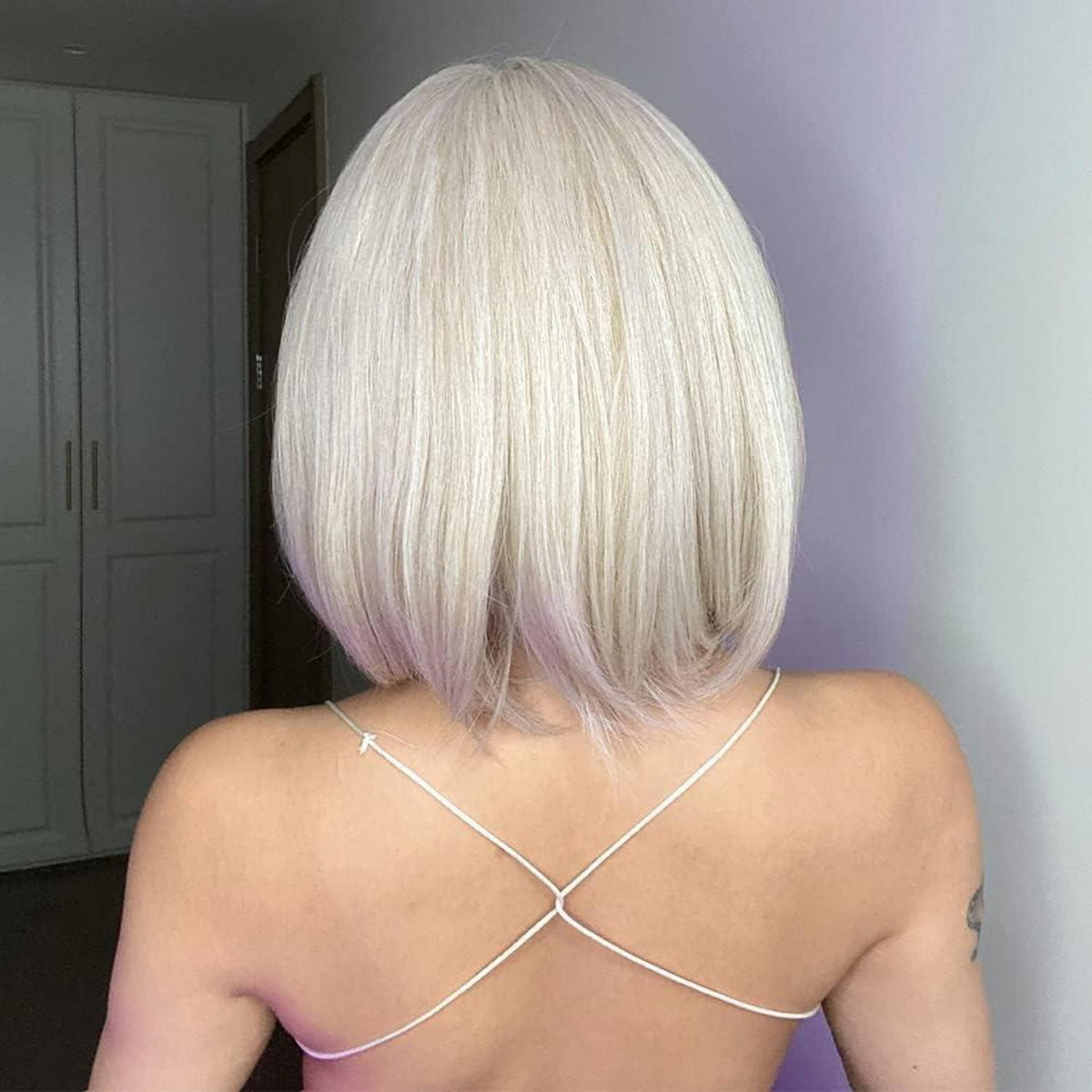 Bob Perücke mit Pony, Beige – Synthetische Damen Perücke