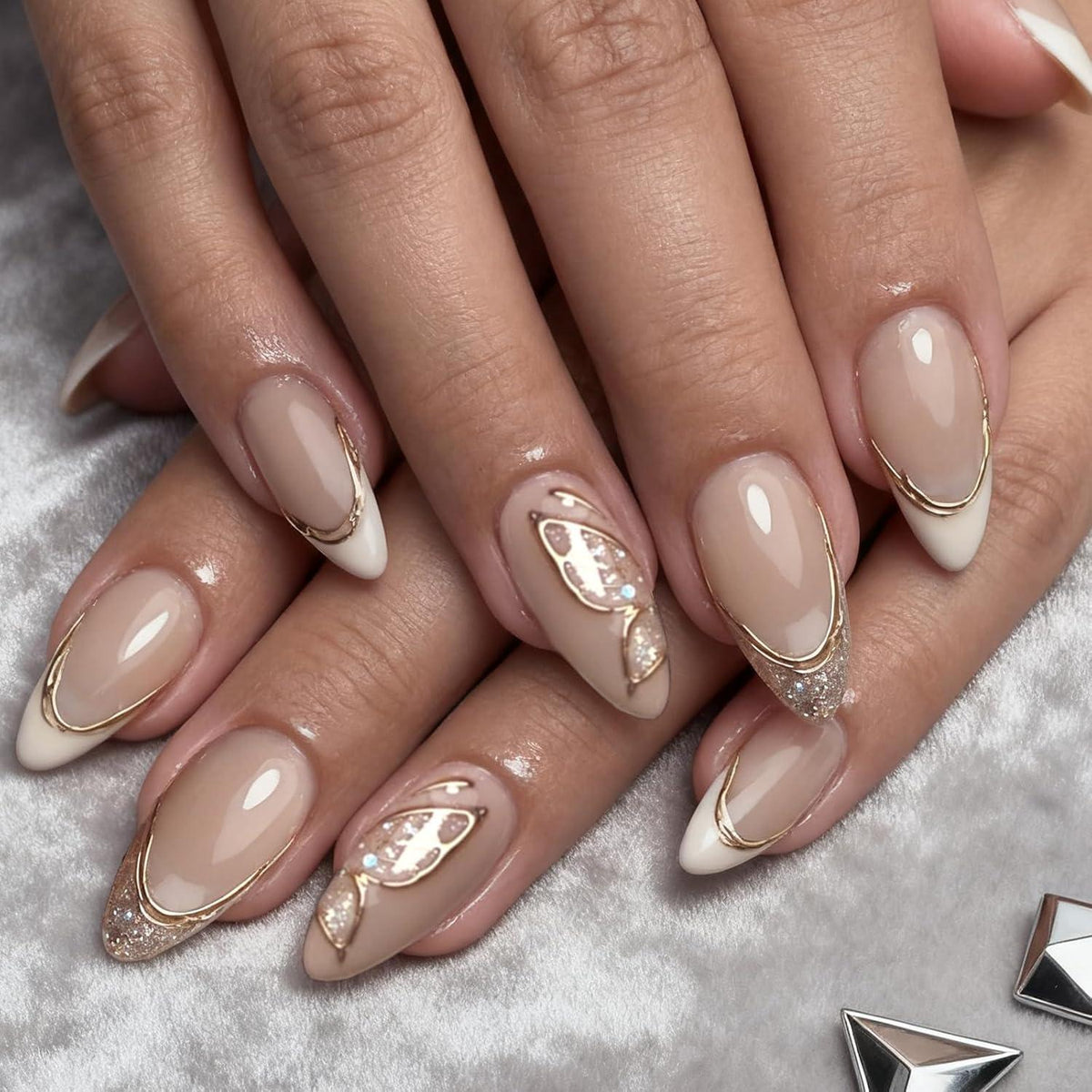 24 Stück 3D Gold Glitzer Mandel Nägel - Französisch Design zum Aufkleben