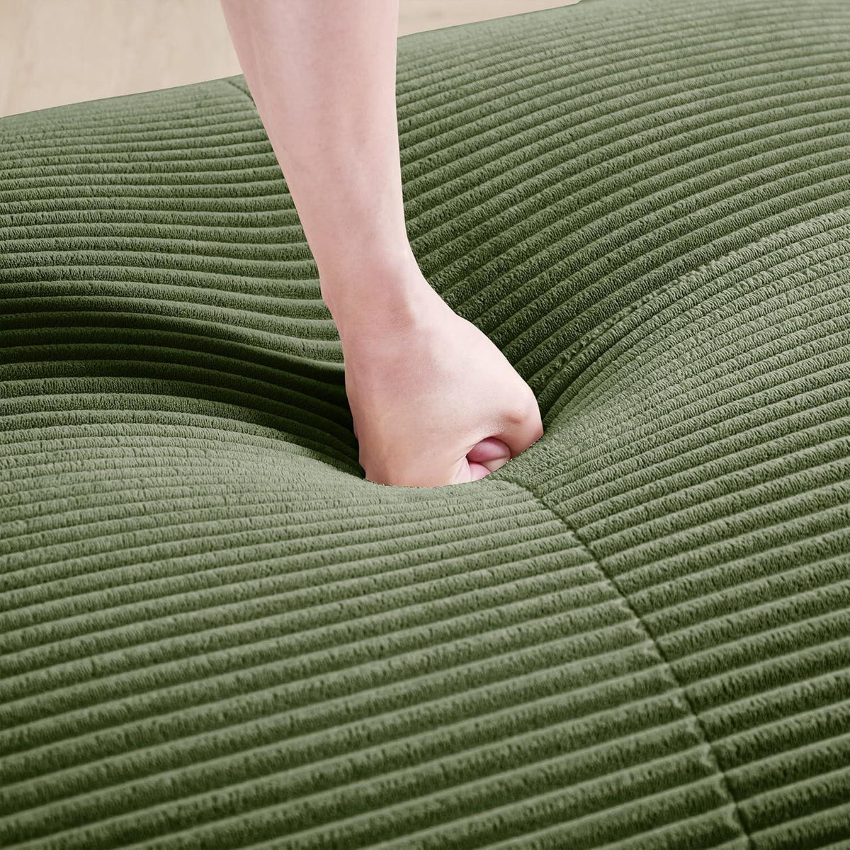4-Sitzer Cord Sofa Grün – Modernes Wohnzimmer Sofa