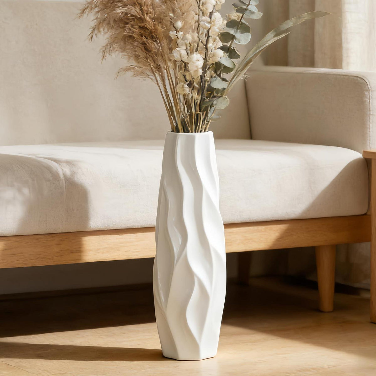 Weiße Keramikvase 45 cm – Minimalistische Deko für Blumen