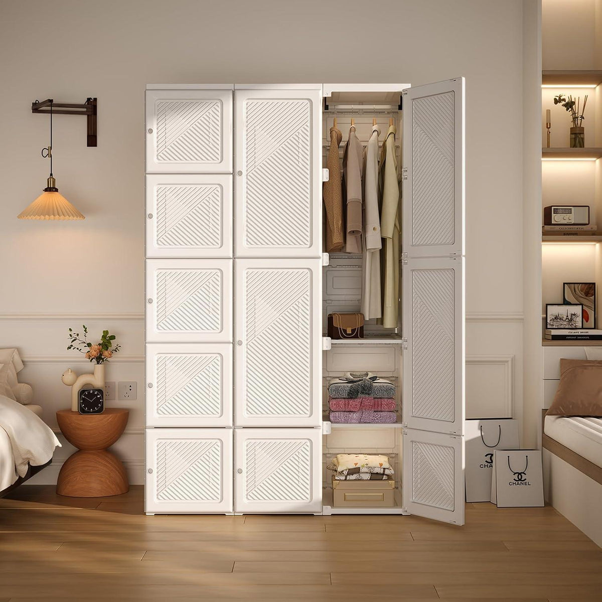 Zusammenklappbarer Kleiderschrank mit Kleiderstange & Magnettüren