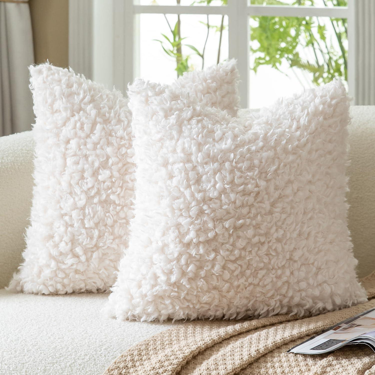 2x Kissenbezug 45x45 cm Creme Bouclé Faux Fell