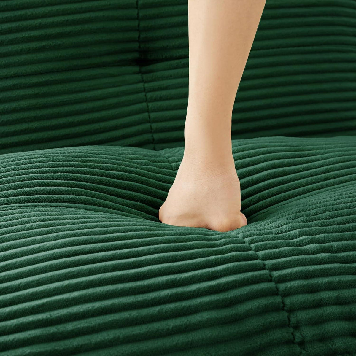 Modularer 4-Sitzer Cord-Ecksofa mit Hocker – Tiefsitz & Komfort