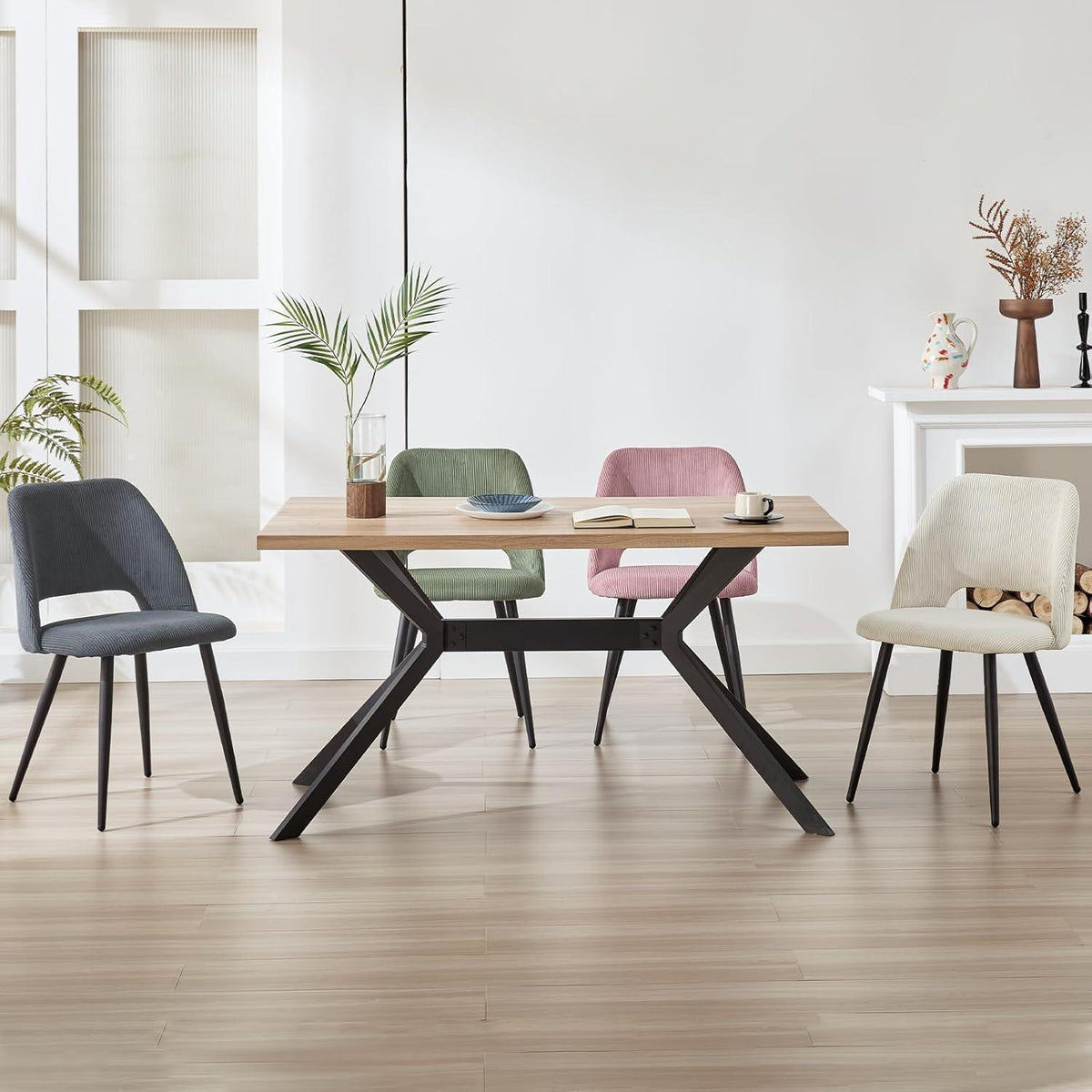 4er Set Esszimmerstühle mit Cordstoff – Multicolor