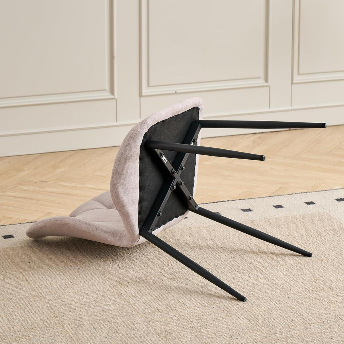 Gepolsterte Esszimmerstühle im skandinavischen Stil – Beige 4er-Set