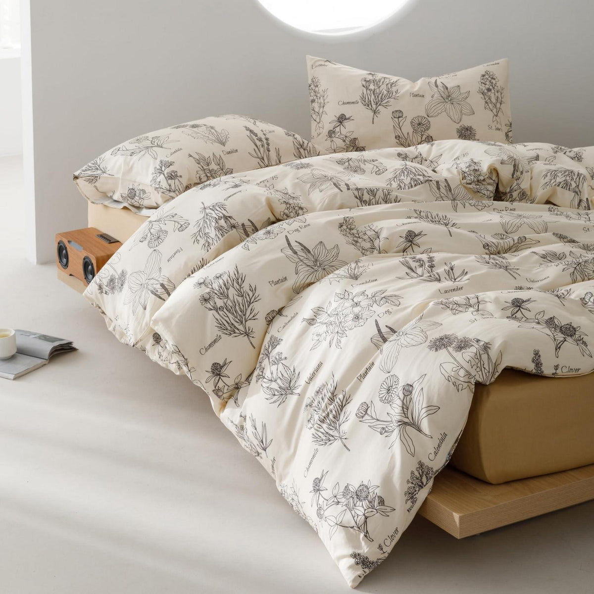 Blumen Bettwäsche Set 200x220 cm Schwarz 3-teilig Baumwolle