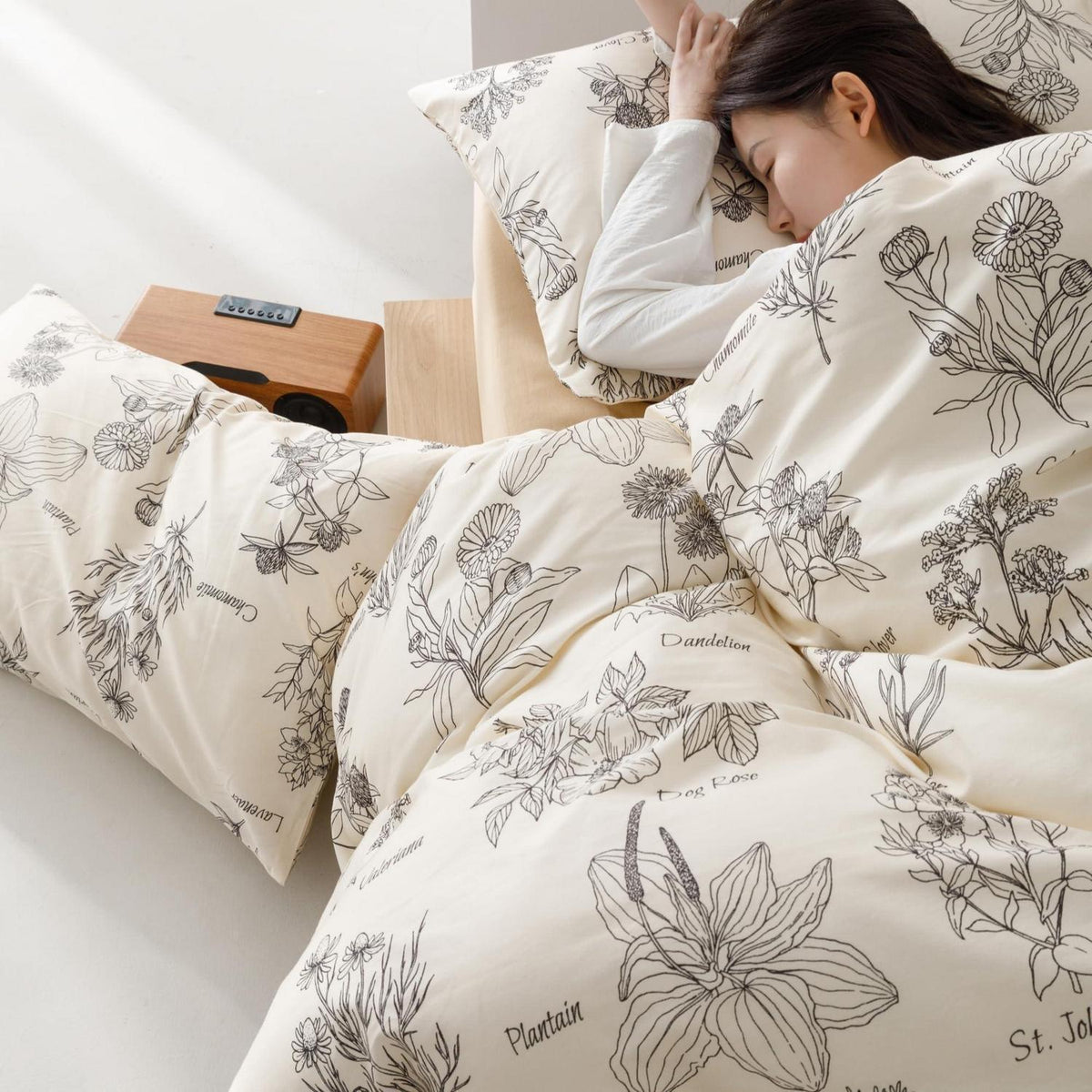 Blumen Bettwäsche Set 200x220 cm Schwarz 3-teilig Baumwolle